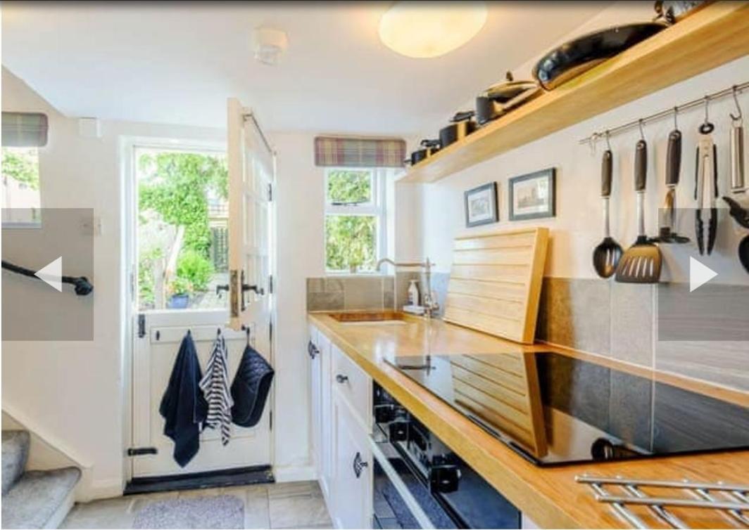 Holiday home Stone Cottage, Idyllic Village