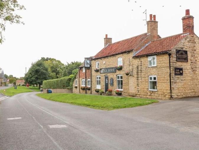 Holiday home Stone Cottage, Idyllic Village